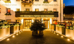 Boutique & Fashion Hotel Maciaconi - Gardenahotels Santa Cristina Valgardena